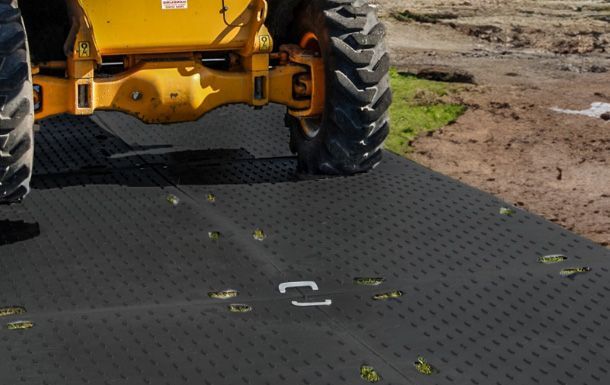 enduramat-heavy-duty-metal-coupler--2-way-black-traffic-safety-application-ss-p-