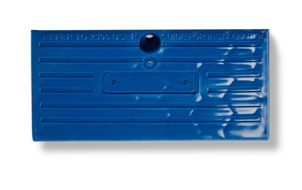 lowpro-23-05-road-plate-blue-edge-blue-traffic-safety-prod-top-part-ss-p-1