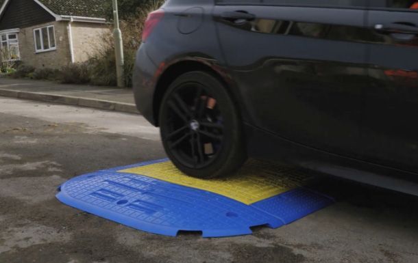 lowpro-23-05-road-plate-end-blue-traffic-safety-application-ss-p-3