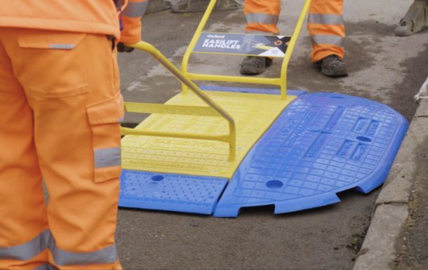 lowpro-23-05-road-plate-end-blue-traffic-safety-application-ss-p-5