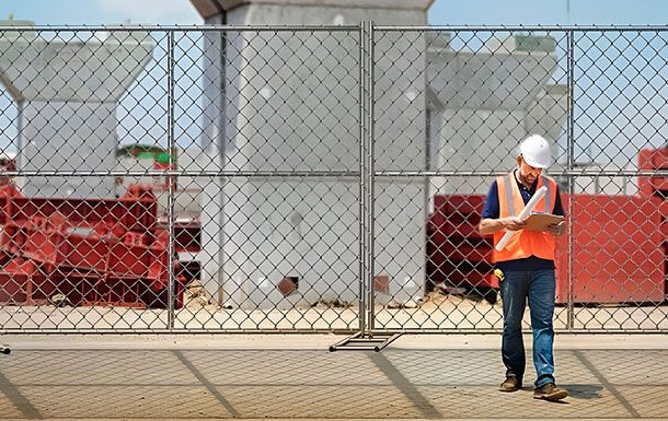 versa-chain-link-8x10-pre-galvanized-fence-screen-application-ss-p-4