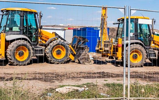 versa-welded-wire-6x12-pre-galvanized-fence-screen-application-ss-p-4