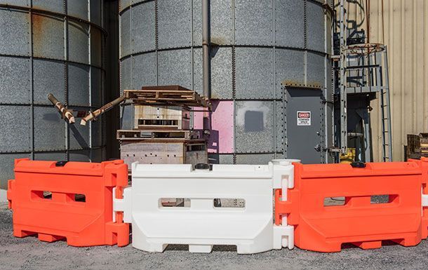 water-barrier-safeguard-36-water-barrier-water-filled-barrier-application-ss-p-4